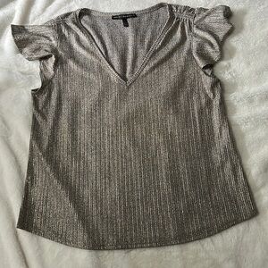 Flutter sleeve tee